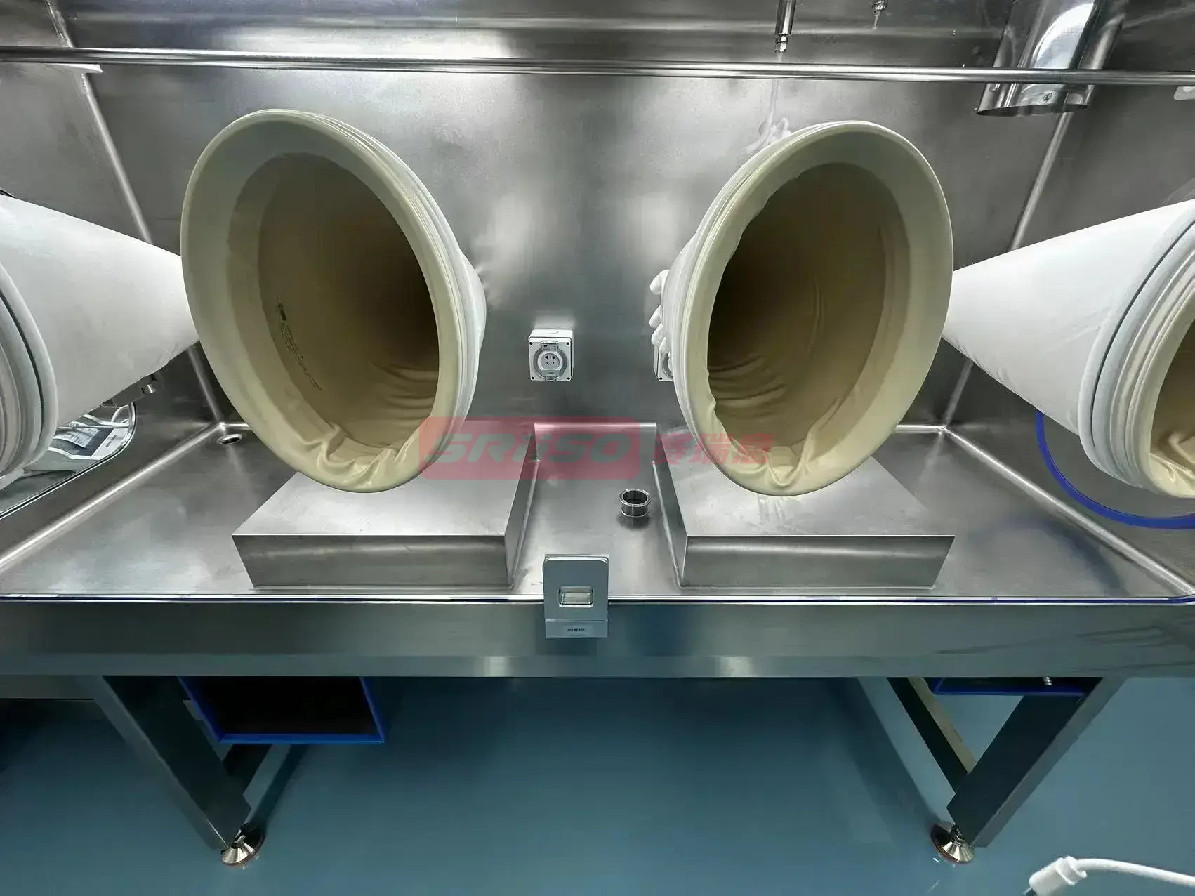 负压称量取样隔离器详情图7