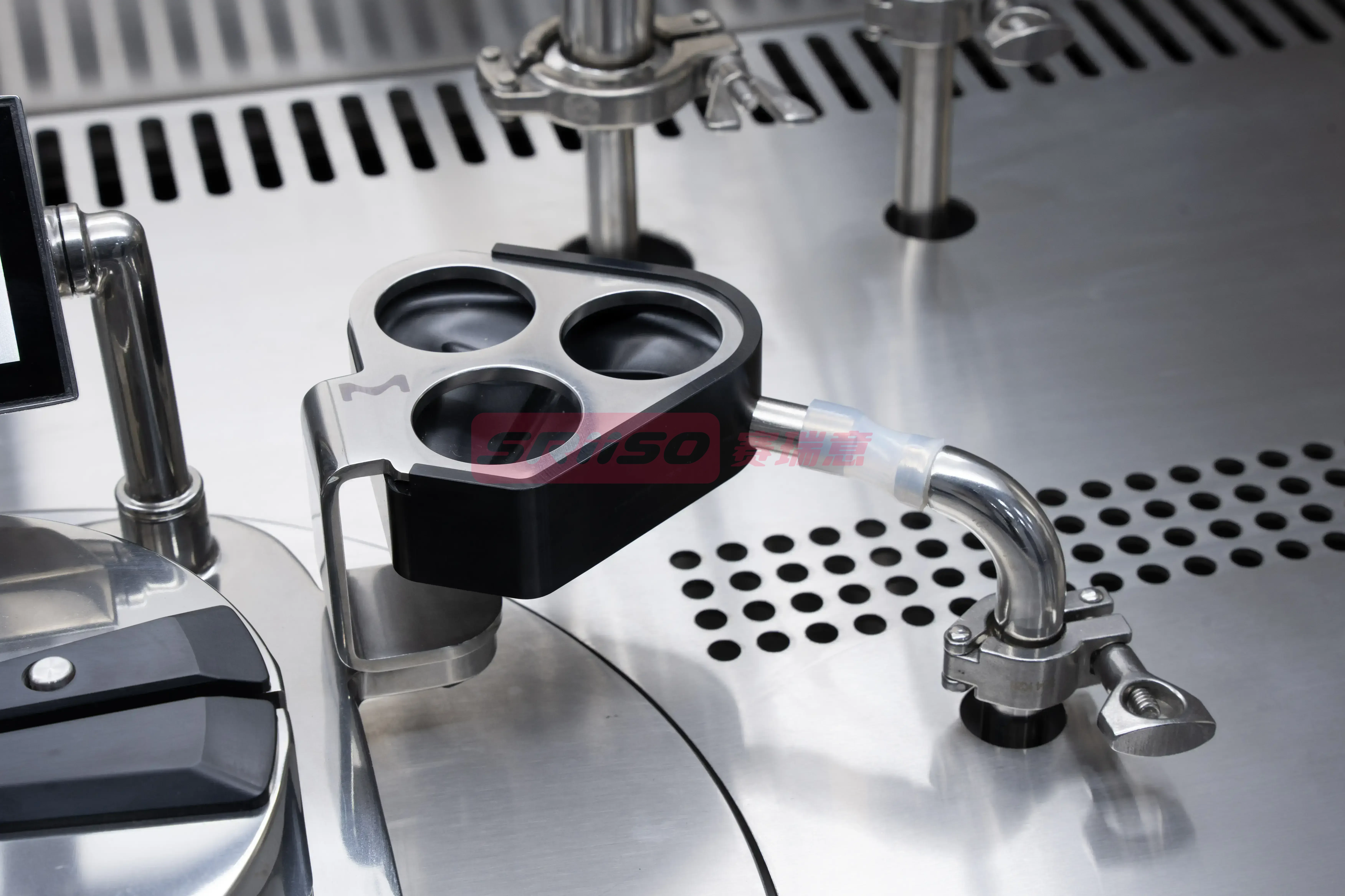 无菌检查隔离器详情图12